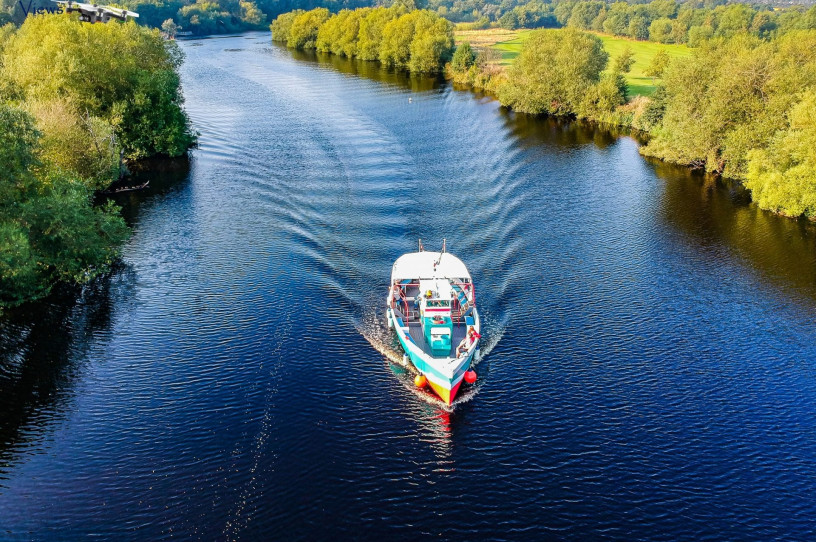 RiverShack Boat sailing along the River Tees