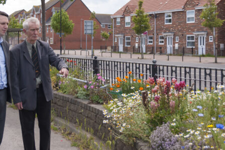 Mayor Houchen with volunteer Geoff Faint | Tees Valley Combined Authority