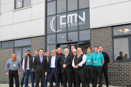 Mayor Houchen and Cllr Cook with trainees | Tees Valley Combined Authority