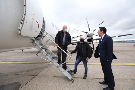 Tees Valley Mayor Ben Houchen meeting London City Passengers